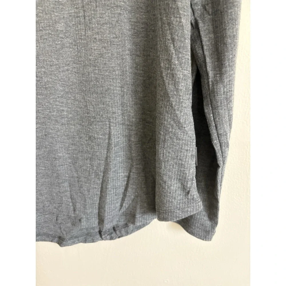 Eddie Bauer Grey Waffle Knit Henley VNeck Long Sleeve SMALL Capsule‎ Wardrobe
